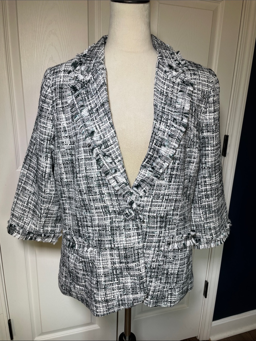 Love Token Black White Tweed Blazer Jacket Ruffle Fringe Trim 3/4 Sleeve Size L